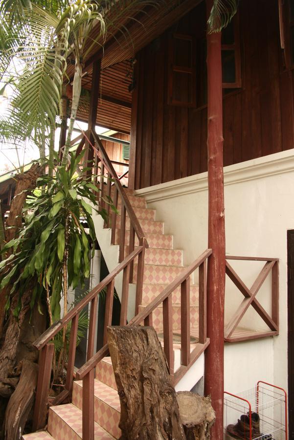 Mano Temple House Hotel Luang Prabang Buitenkant foto