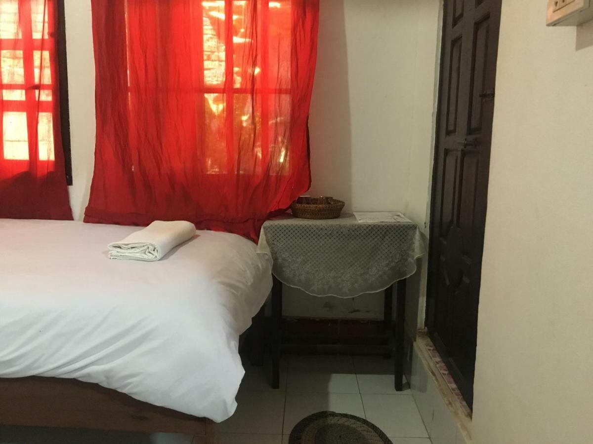 Mano Temple House Hotel Luang Prabang Buitenkant foto